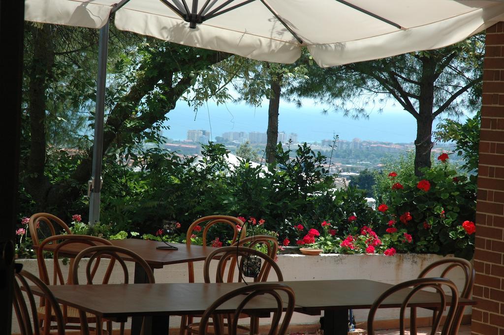 Colle Moro - B&B Villa Maria Citta Sant'Angelo Eksteriør bilde
